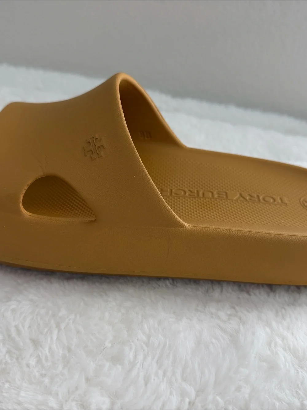 Tory Burch Mustard Tone 9B Slide Sandals
